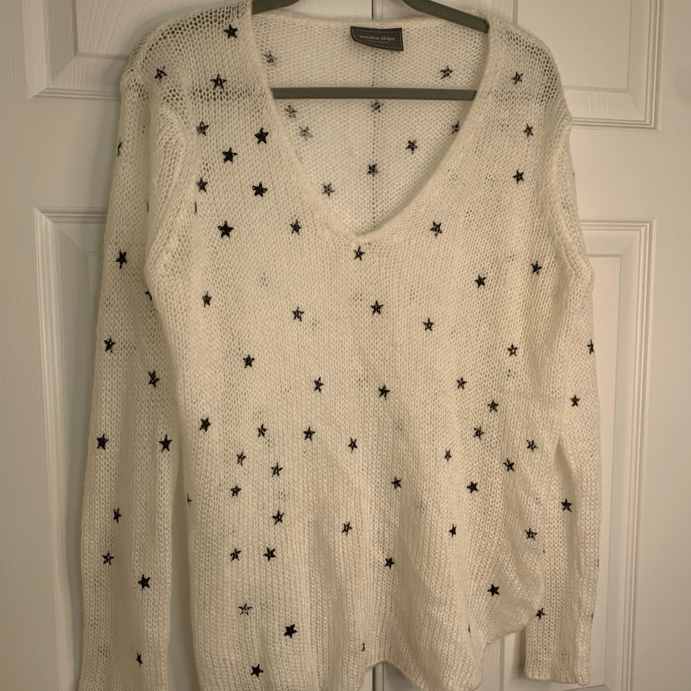 Wooden ships sweater white with black stars